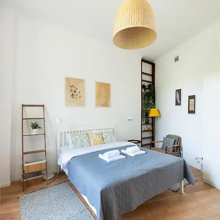 Apartment Wolnosc Centre Comfy By Bookinghost *