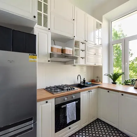 Wolnosc Centre Comfy By Bookinghost Varsóvia