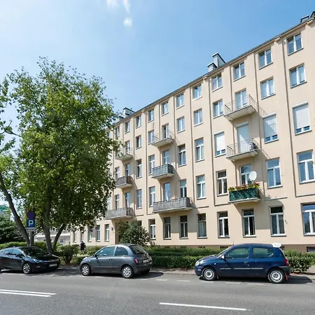 Lägenhet Wolnosc Centre Comfy By Bookinghost