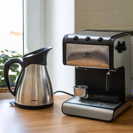 Wolnosc Centre Comfy By Bookinghost Daire