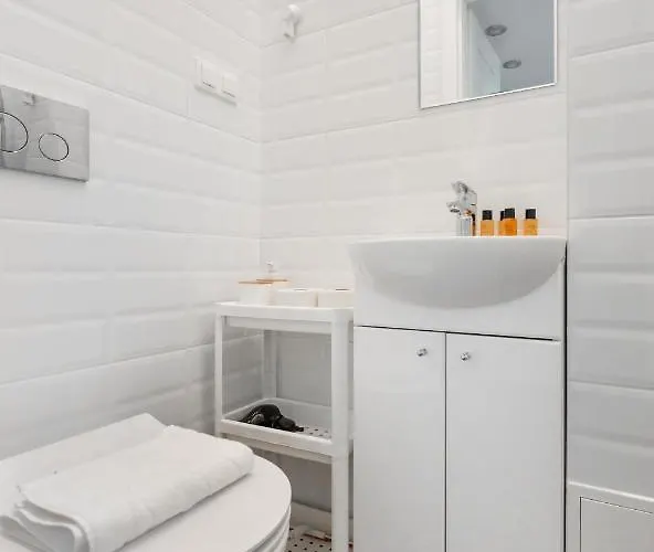 Wolnosc Centre Comfy By Bookinghost Lejlighed